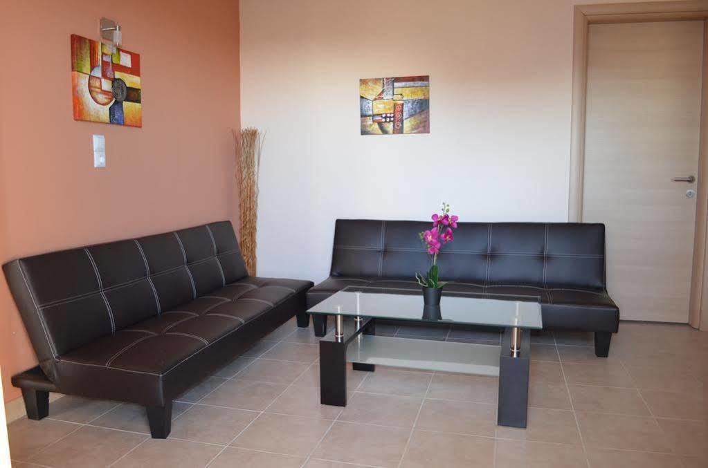 Thassos Grand Villas Apartments & Studios Limenaria  Exterior photo